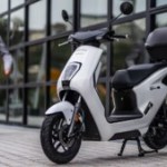 On a essayé le Honda EM1 e, un scooter électrique (vraiment) plaisant… mais inquiétant sur un point
