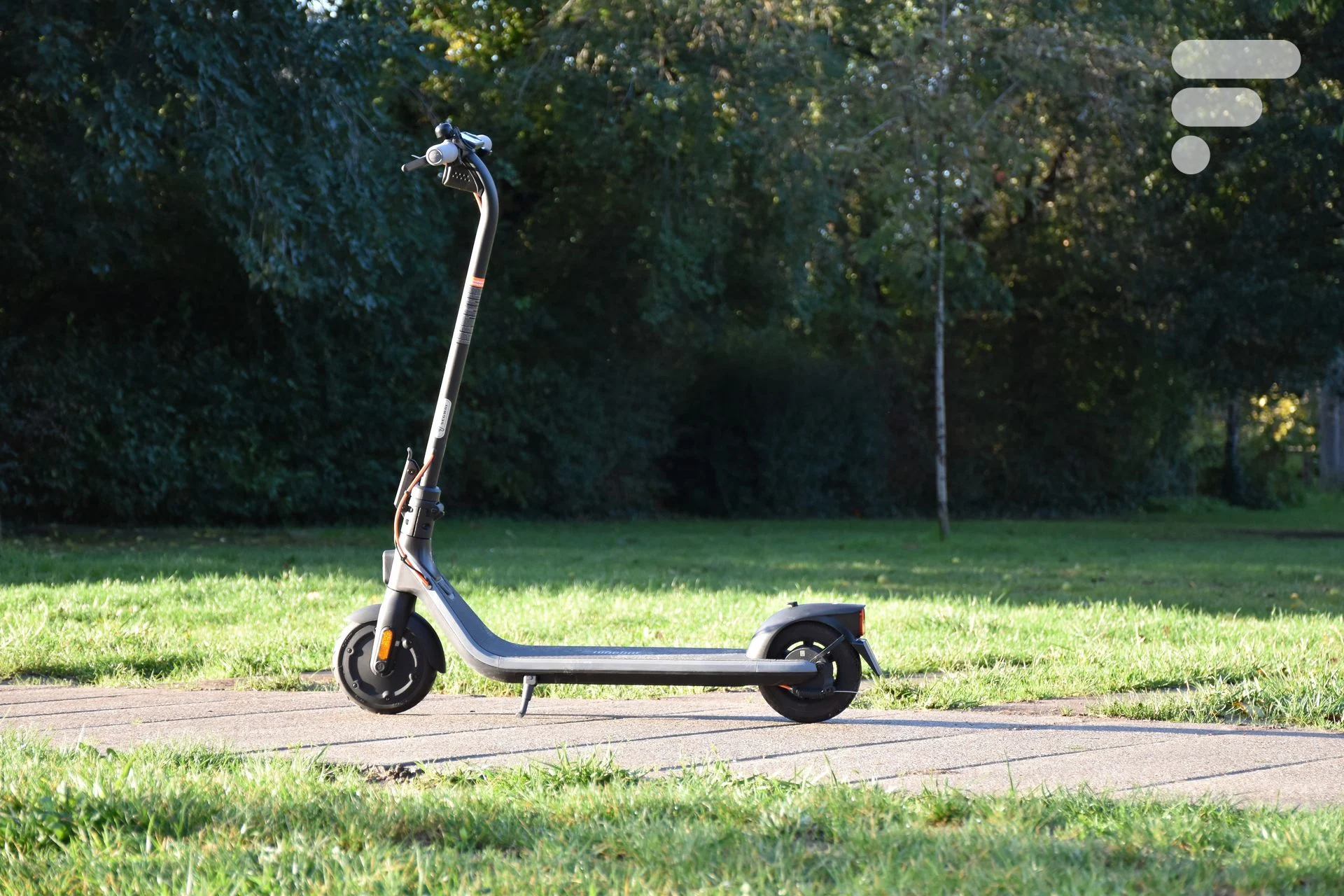 Ninebot E2 Plus design
