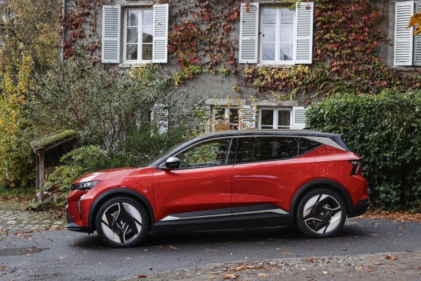 Renault Scénic E-Tech // Source : Renault