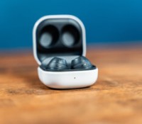 Les Samsung Galaxy Buds FE // Source : Chloé Pertuis pour Frandroid Les Samsung Galaxy Buds FE // Source : Chloé Pertuis pour Frandroid