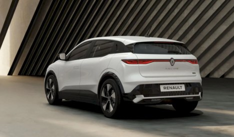 renault-megane-etech-_4