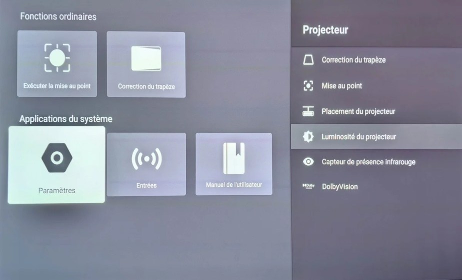 Le menu pour ajuster l'image, si besoin