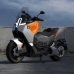 Ce scooter électrique n’est pas un BMW CE 04 : c’est un maxi-scooter encore mieux et à un prix canon