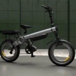 Ce vélo électrique futuriste a des roues uniques… et un moteur qui se retire