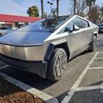 On a vu le Tesla Cybertruck : nos premières impressions sur cette « voiture » électrique très particulière