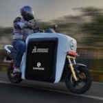 Le tout premier scooter électrique cargo au monde a été conçu grâce à ce fleuron français
