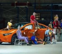 mannequins crash-test Mercedes