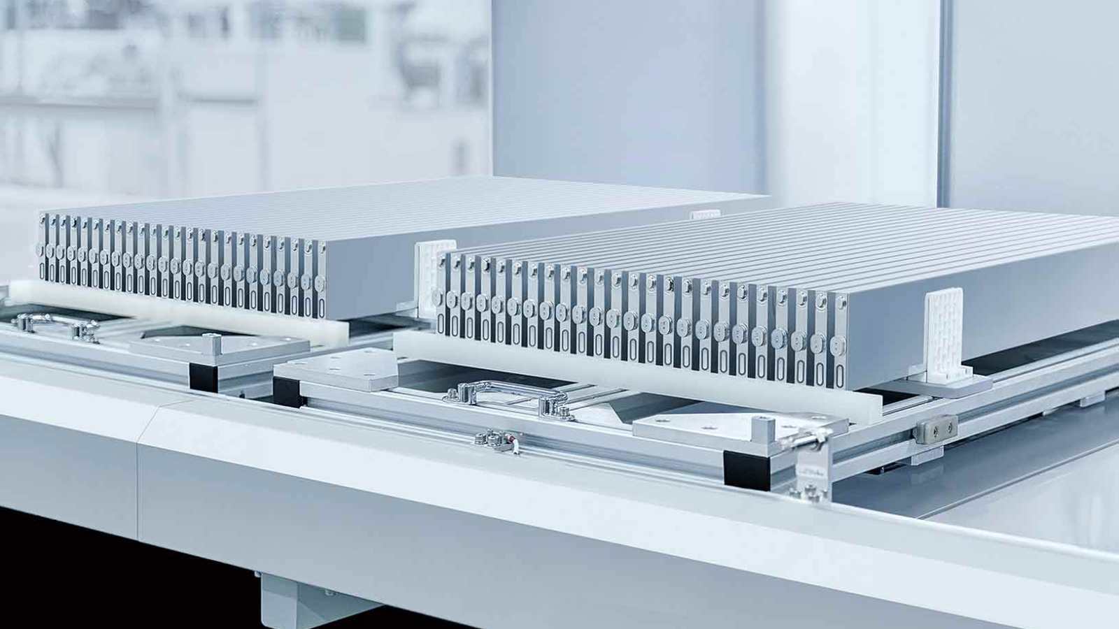 BYD explique pourquoi les batteries de ses voitures Ã©lectriques sont totalement dÃ©pourvues de...