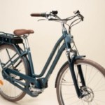 Ce vélo électrique Décathlon est presque 500 € moins cher avec cette offre en reconditionné