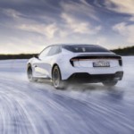 La nouvelle voiture électrique de Lotus vise clairement la Tesla Model S avec ces prix et sa recharge ultra rapide