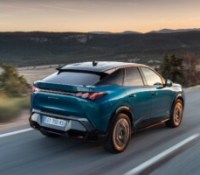 Peugeot E-3008 // Source : Peugeot