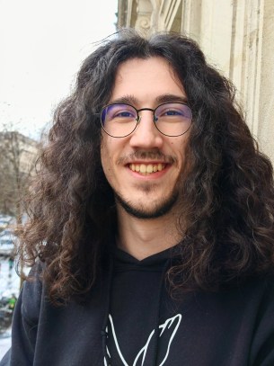 Portrait Honor Magic 6 Pro 706