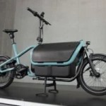 Ce nouveau petit vélo électrique Riese & Müller possède une caisse pliante très pratique