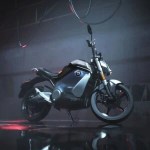 Cette nouvelle moto électrique Super Soco coûte plus cher, mais pour deux bonnes raisons