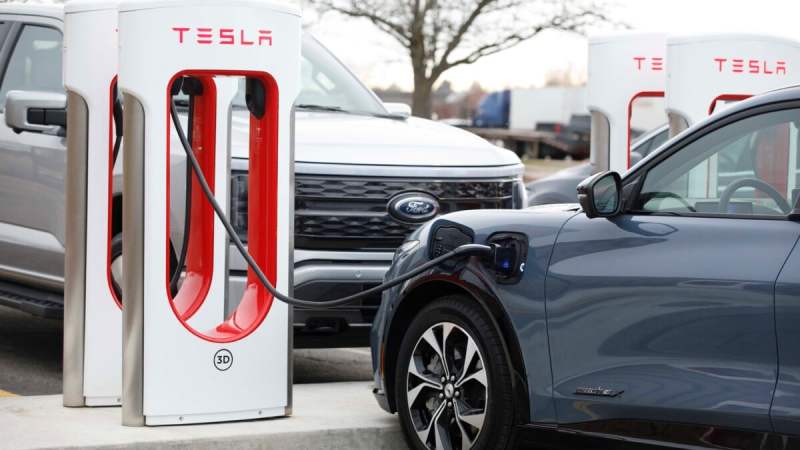 Trop chère, la voiture électrique&nbsp;? Cette nouvelle étude prouve exactement le contraire pour votre budget