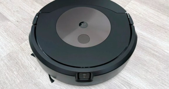 iRobot Roomba J9+ 02