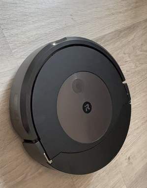 iRobot Roomba J9+ 34