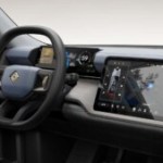 « Du haut débit partout dans le monde » : comment le Rivian R2 vient de réinventer l&rsquo;eSIM automobile