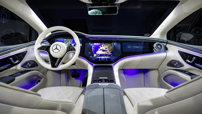 « Nous sommes allés trop loin » : le patron de Mercedes fait marche arrière sur le tout-tactile