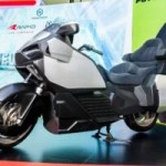 Voici la moto électrique avec la plus grande autonomie au monde : plus de 700 km