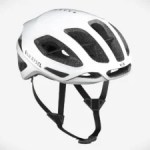 Sécurisant, ce nouveau casque vélo Decathlon a été conçu par l’équipe professionnelle Decathlon AG2R La Mondiale