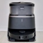 Test de l’Ecovacs Deebot T30 Omni : une station compacte mais un nettoyage efficace