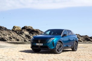 Peugeot E-3008 // Fonte: Jean-Baptiste Passieux - Frandroid