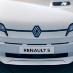 Renault 5 E-Tech electric Roland-Garros