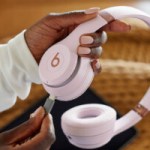 Le Beats Solo 4 et son impressionnante autonomie de 50 heures est à moitié prix chez Amazon