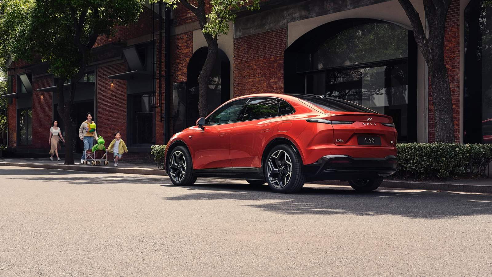 â€œUn gaspillage inutile de ressourcesâ€ : ce patron chinois remet en cause la mode des...