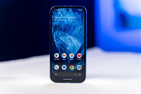 Google Pixel 8a // Source : Chloé Pertuis pour Frandroid