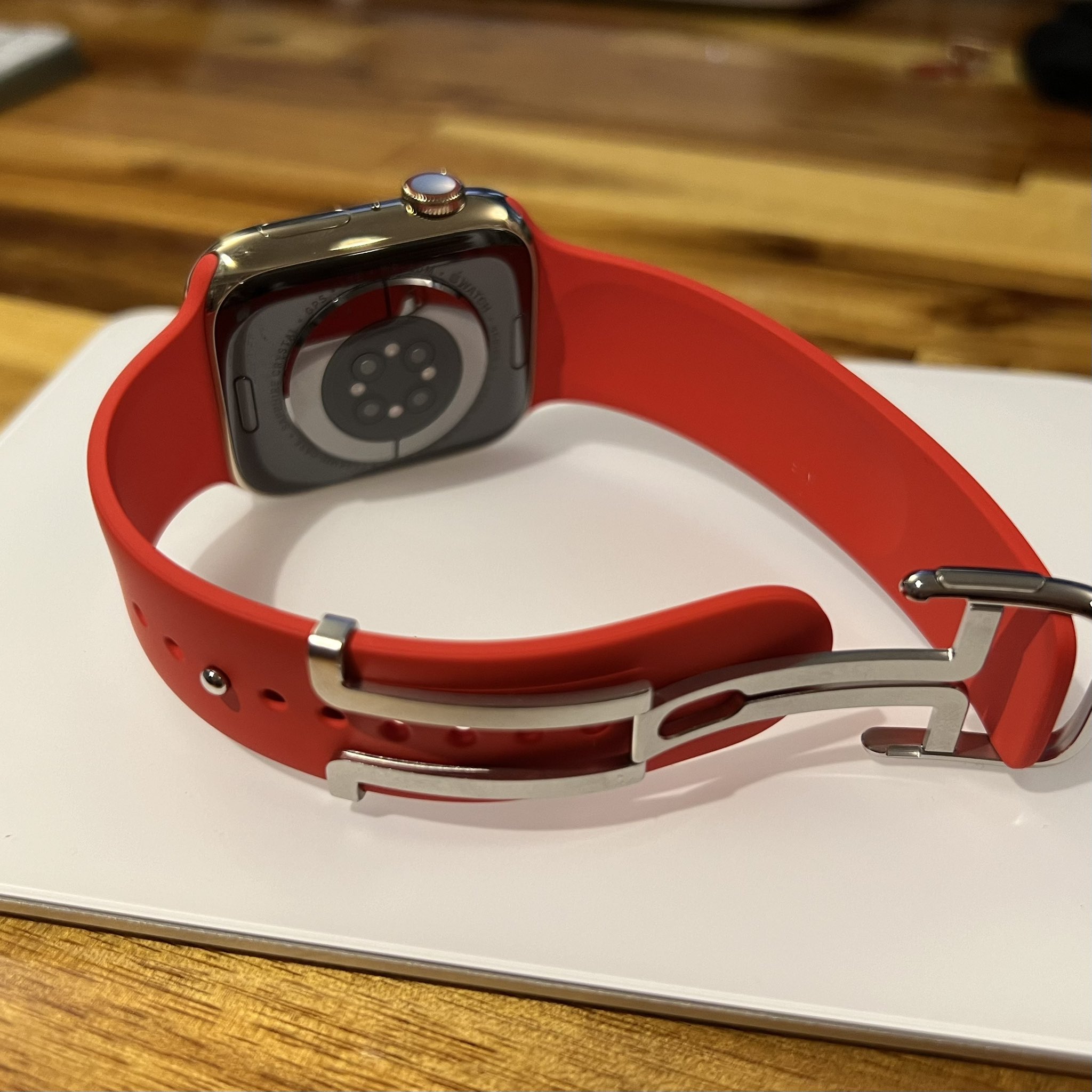 Apple Watch // Source : @StellaFudge
