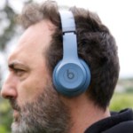 Alerte aux perturbateurs endocriniens : les revendeurs européens commencent à retirer certains casques et écouteurs de la vente