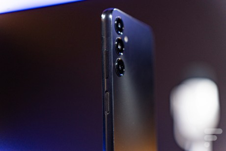 Samsung Galaxy A05s bouton difficile à atteindre