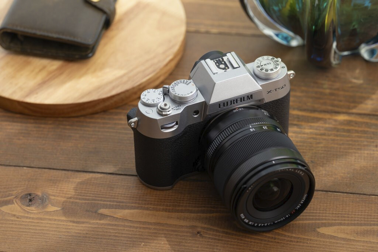 Le Fujifilm X-T50