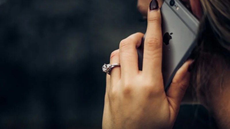 Comment appeler en masqué sur iPhone ?