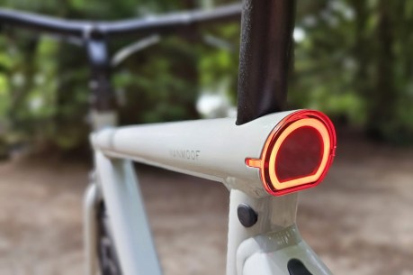 VanMoof S5 feu arrière