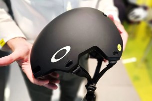 Casque vélo MIPS Oakley