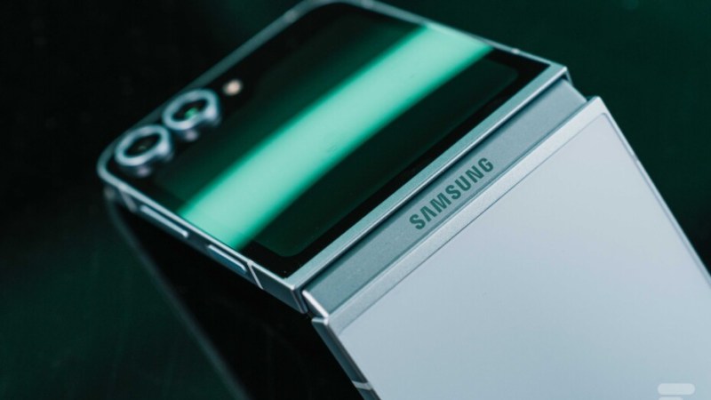 Samsung Galaxy Flip FE : le smartphone pliable sera moins cher grâce à cette solution de Samsung