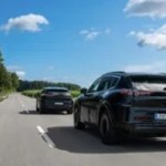 L’idée Suisse pour taxer les voitures électriques, la décision lourde de sens de Porsche et la centrale solaire nocturne – Le récap’ Survoltés