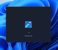Le chargement de Microsoft Photos // Source : Windows Latest