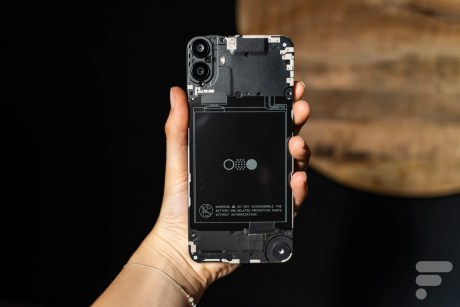 Le Nothing CMF Phone 1 // Source : Chloé Pertuis pour Frandroid