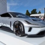 On a vu la réponse de Polestar au Tesla Roadster : une voiture électrique cabriolet hyper performante