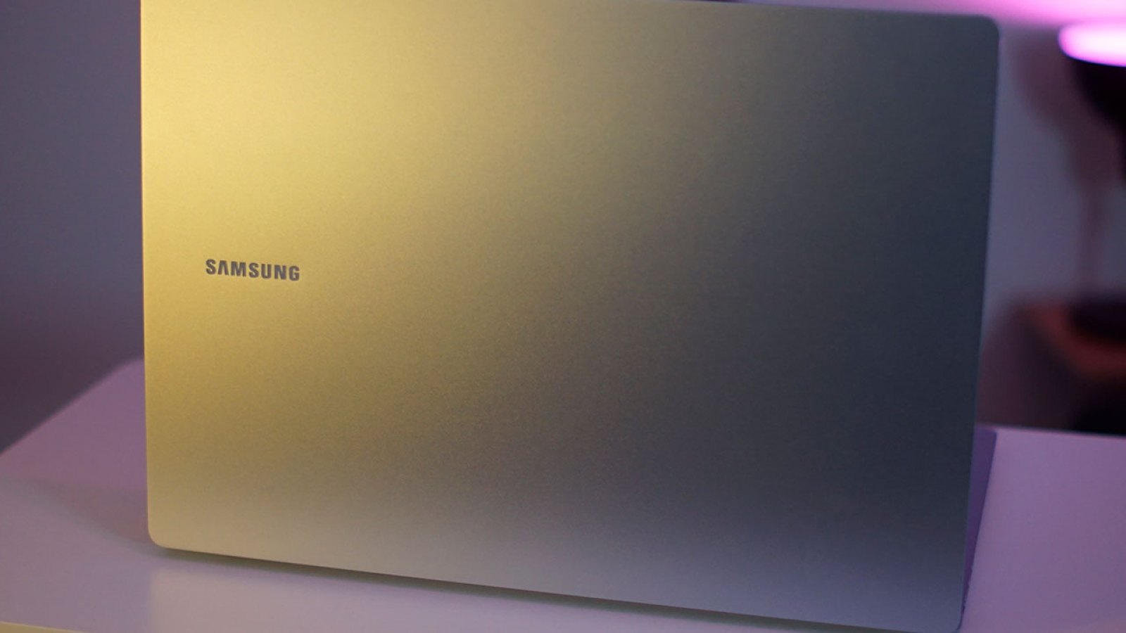 Super prix pour le Samsung Galaxy Book 4 Edge sous Snapdragon X : 599 â‚¬ seulement