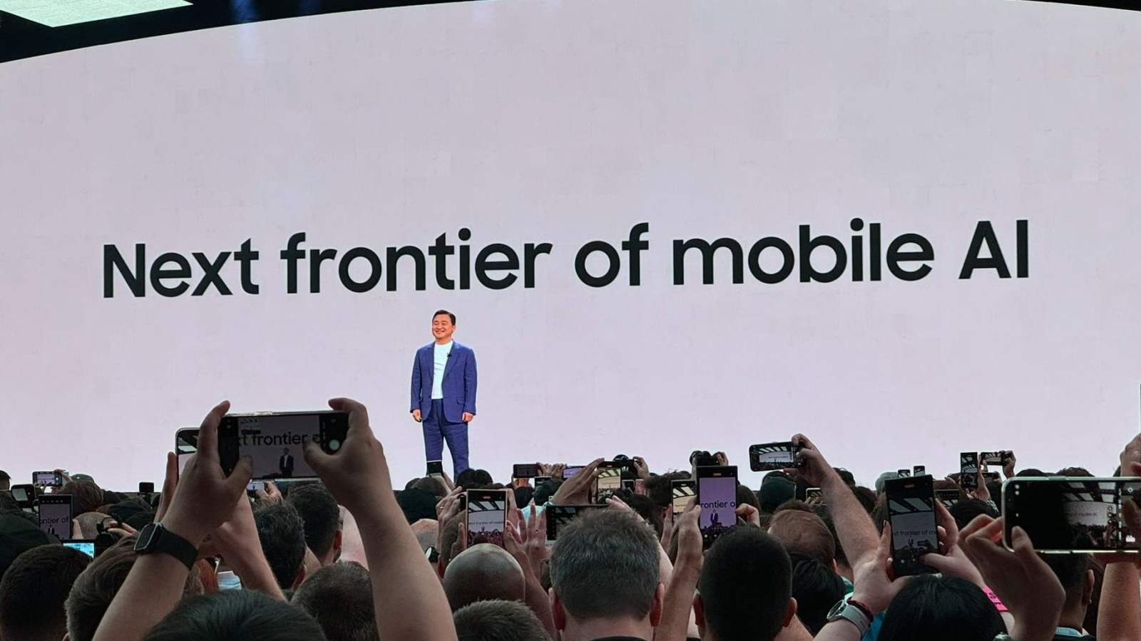 « Le véritable défi n’est pas d’améliorer la connaissance de l’IA » : pour le patron de Samsung, l’intelligence artificielle doit devenir invisible