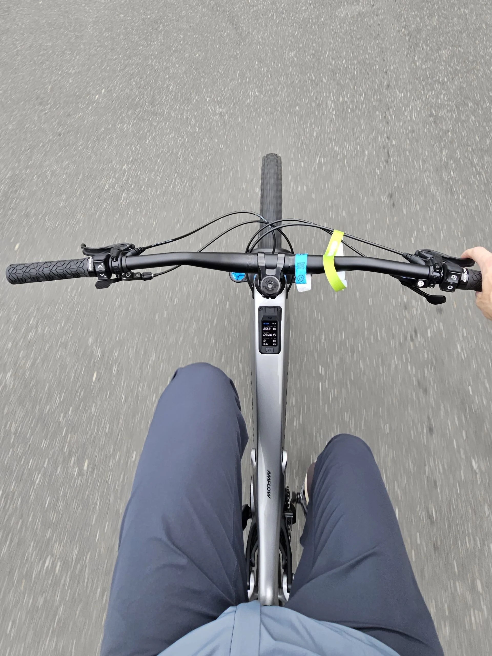 Conduite de vélo électrique DJI