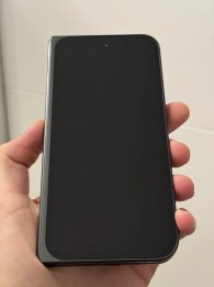 Google Pixel 9 Pro Fold // Source : Ok_Row_3905