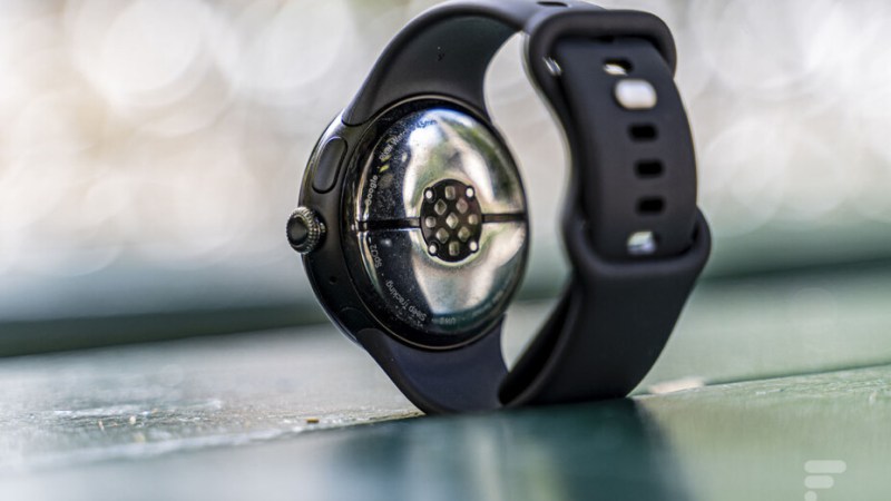 Voici la nouvelle méthode de recharge que pourrait adopter la Google Pixel Watch 4