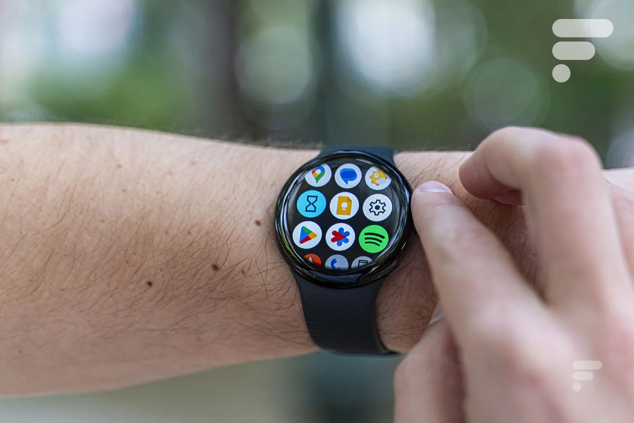 La Google Pixel Watch 3 XL (45 mm) pour illustration