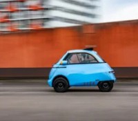 On a essayé la Microlino Lite : la plus cool des voitures électriques sans permis, mais à quel prix